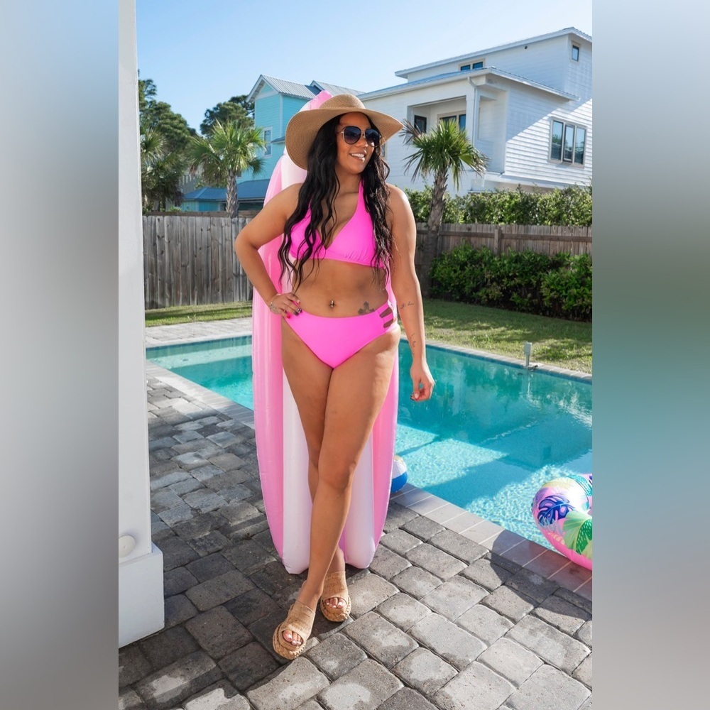 Vibrant Pink Women's Bikini Set, Salty Waves, women’s size XL